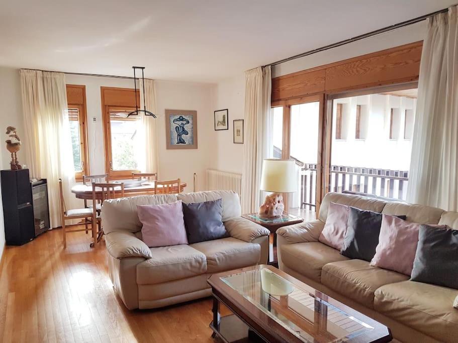 Apartamento Con Encanto San Lorenzo de Morunys Kültér fotó