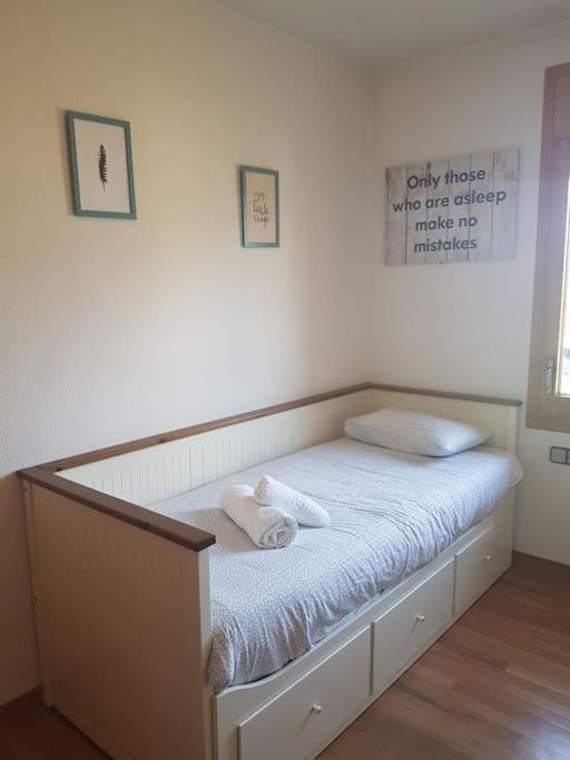 Apartamento Con Encanto San Lorenzo de Morunys Kültér fotó